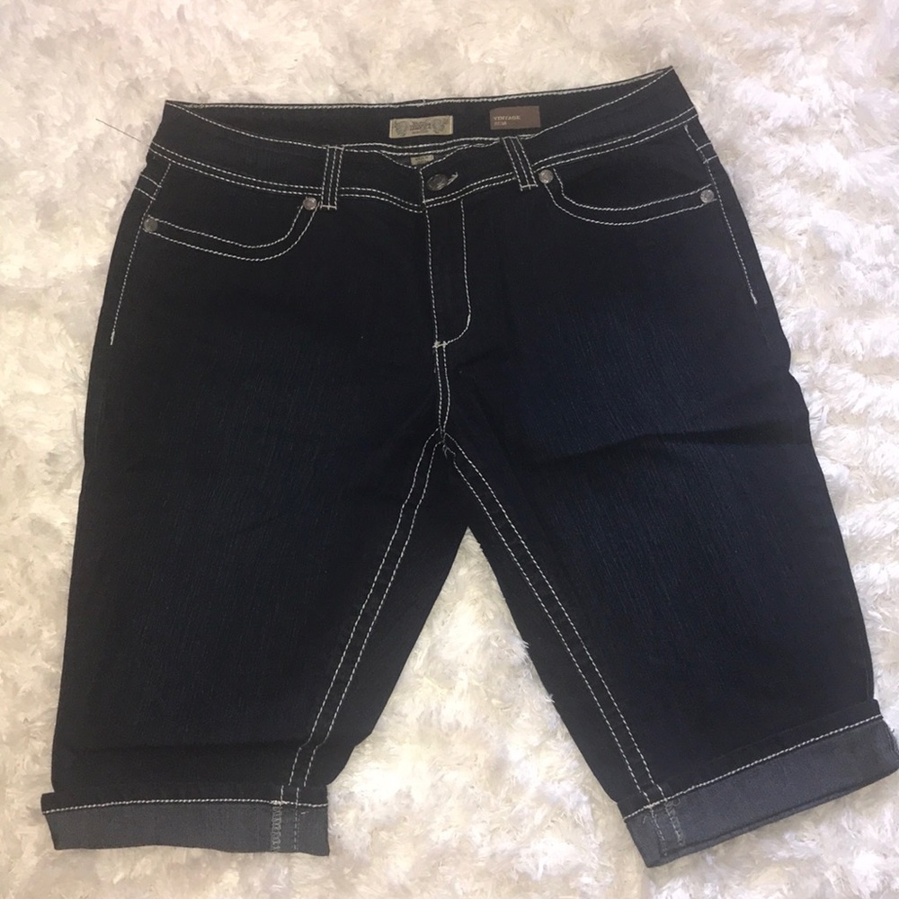 Plus size shorts / capris